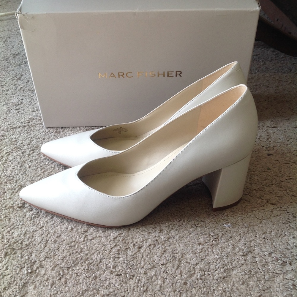 NEW Marc Fisher CAITLIN PUMP White Leather Pump 9M - Picture 4 of 14